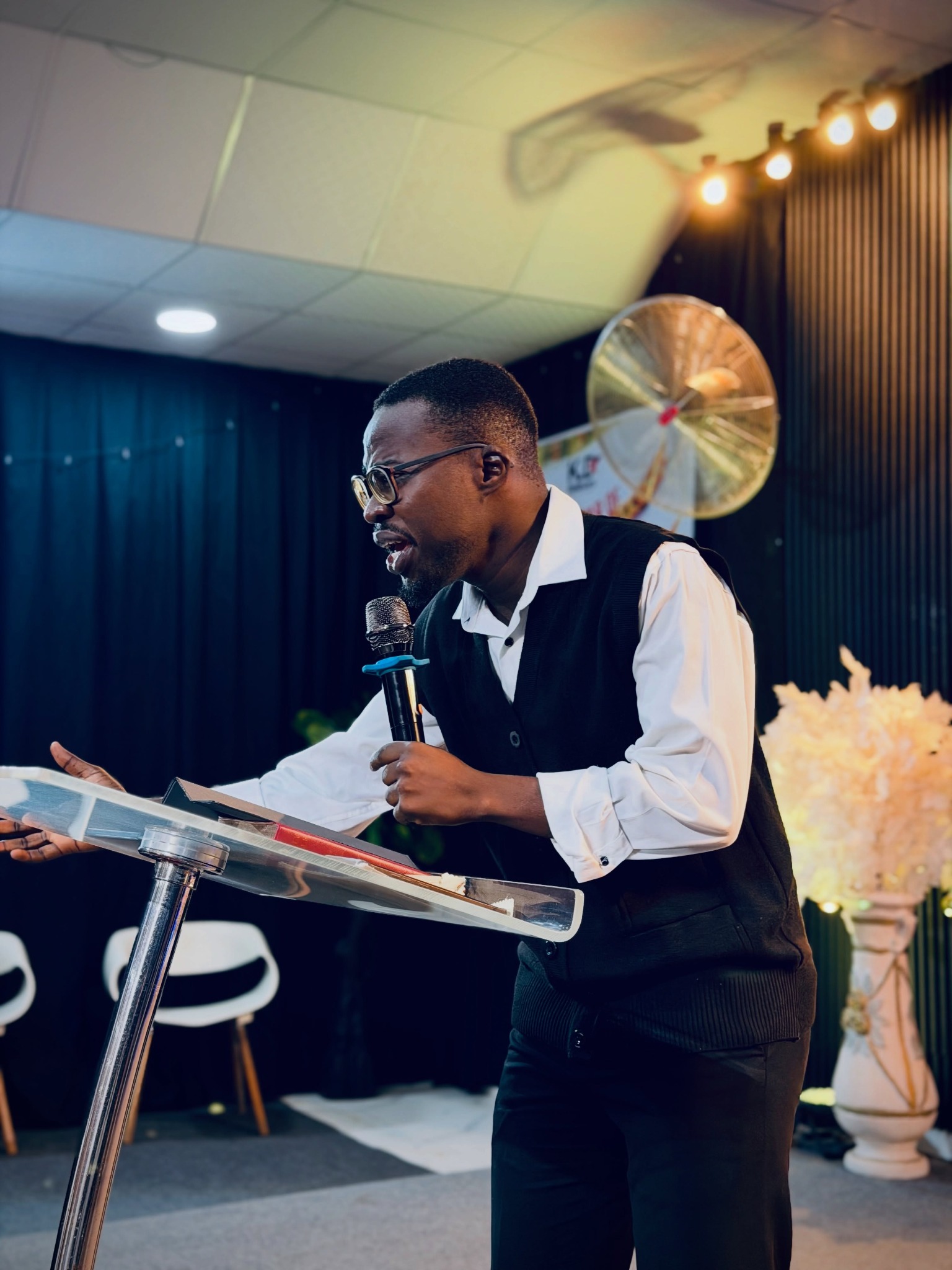 Iyanuoluwa speaking to a gathering